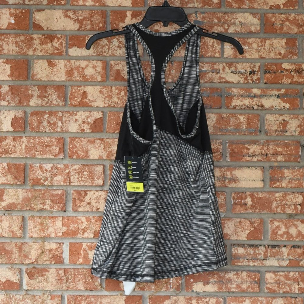 Xersion Multicolored Top NWT - Picture 2 of 4